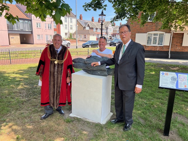 The Mayor and Henry Cator with the artist of the Herring sculpture